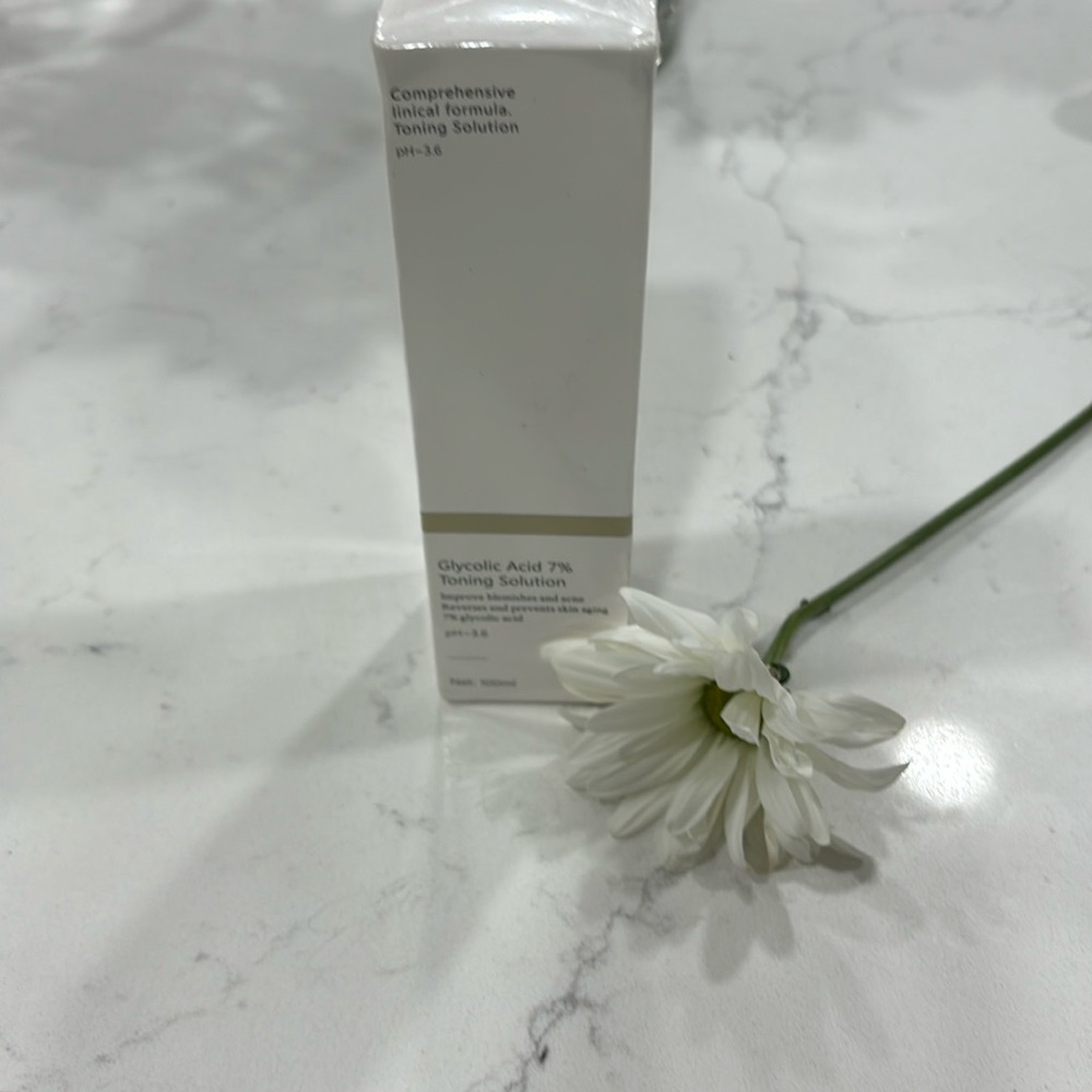 Glycolic acid 7% toning solution